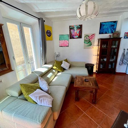 Spanish Town House Alora Bagian luar foto