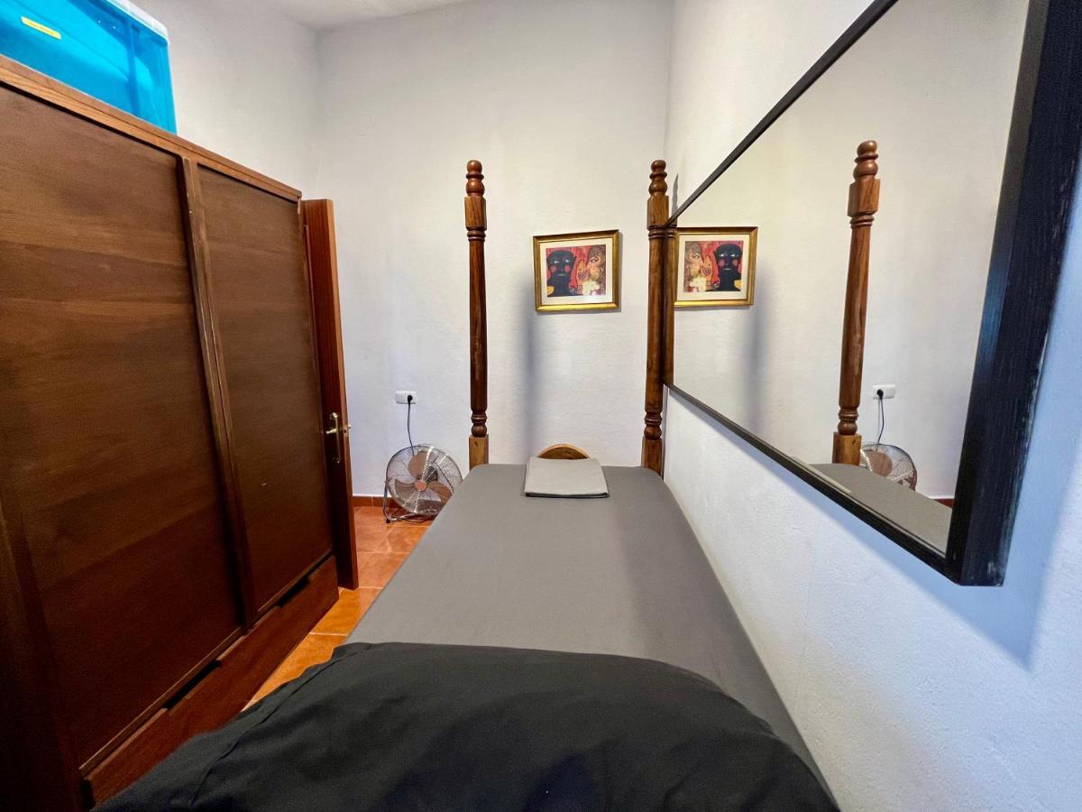 Spanish Town House Alora Bagian luar foto