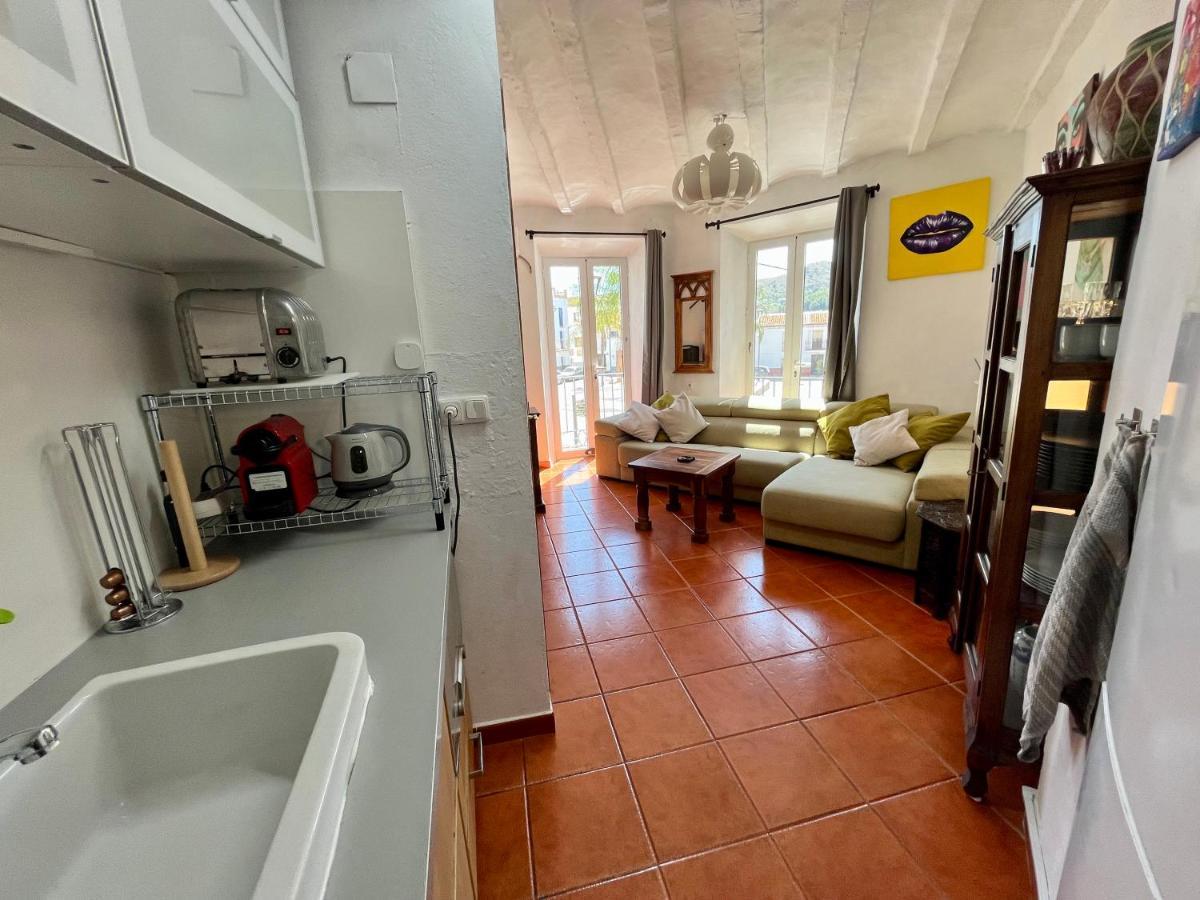 Spanish Town House Alora Bagian luar foto